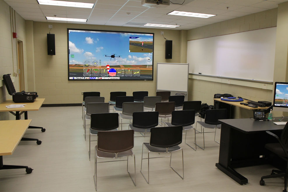 immagine dell'aula dove si tengono i corsi per piloti di droni a milano linate